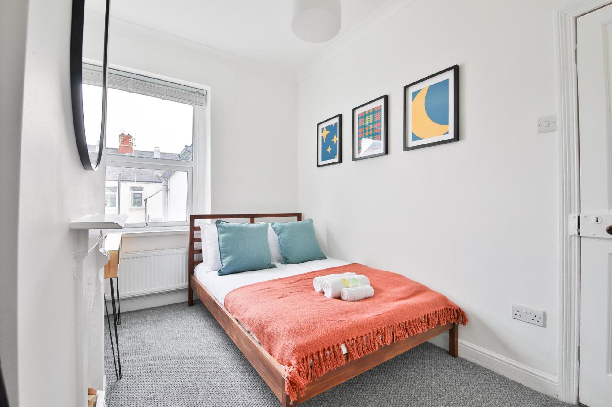 Fresh Cardiff Bay 2 Bedroom House- 3 Tv'S Экстерьер фото