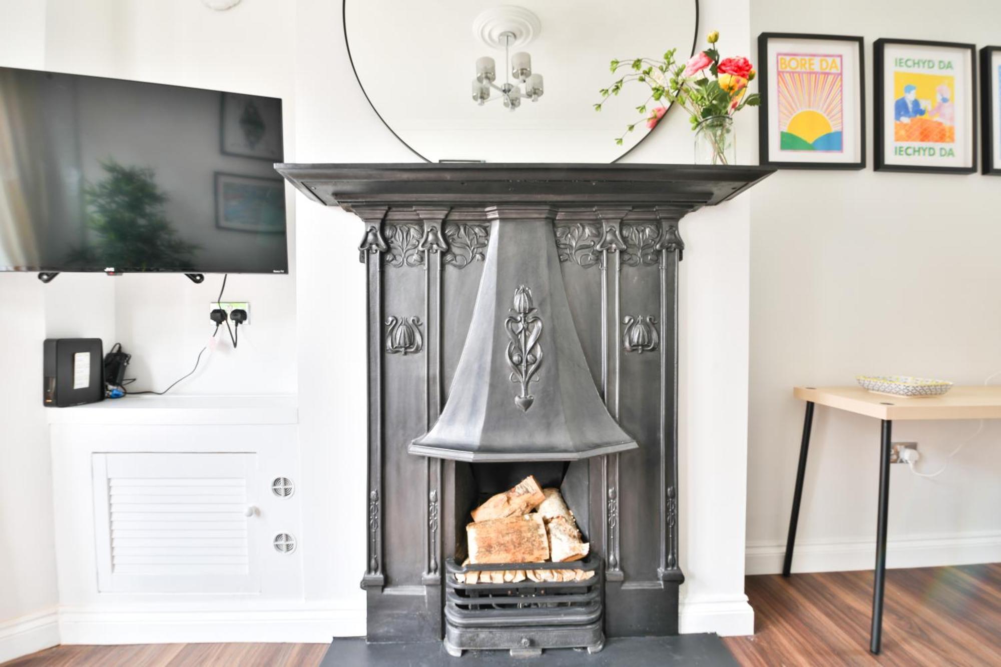 Fresh Cardiff Bay 2 Bedroom House- 3 Tv'S Экстерьер фото