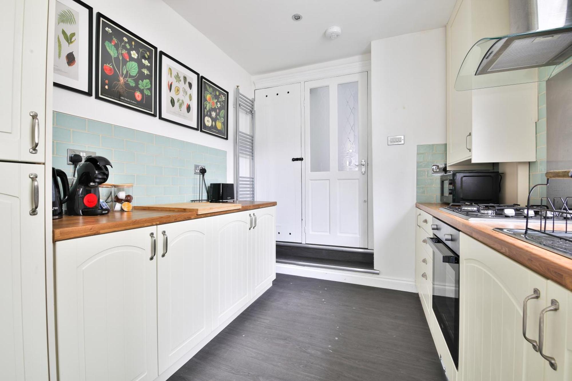 Fresh Cardiff Bay 2 Bedroom House- 3 Tv'S Экстерьер фото