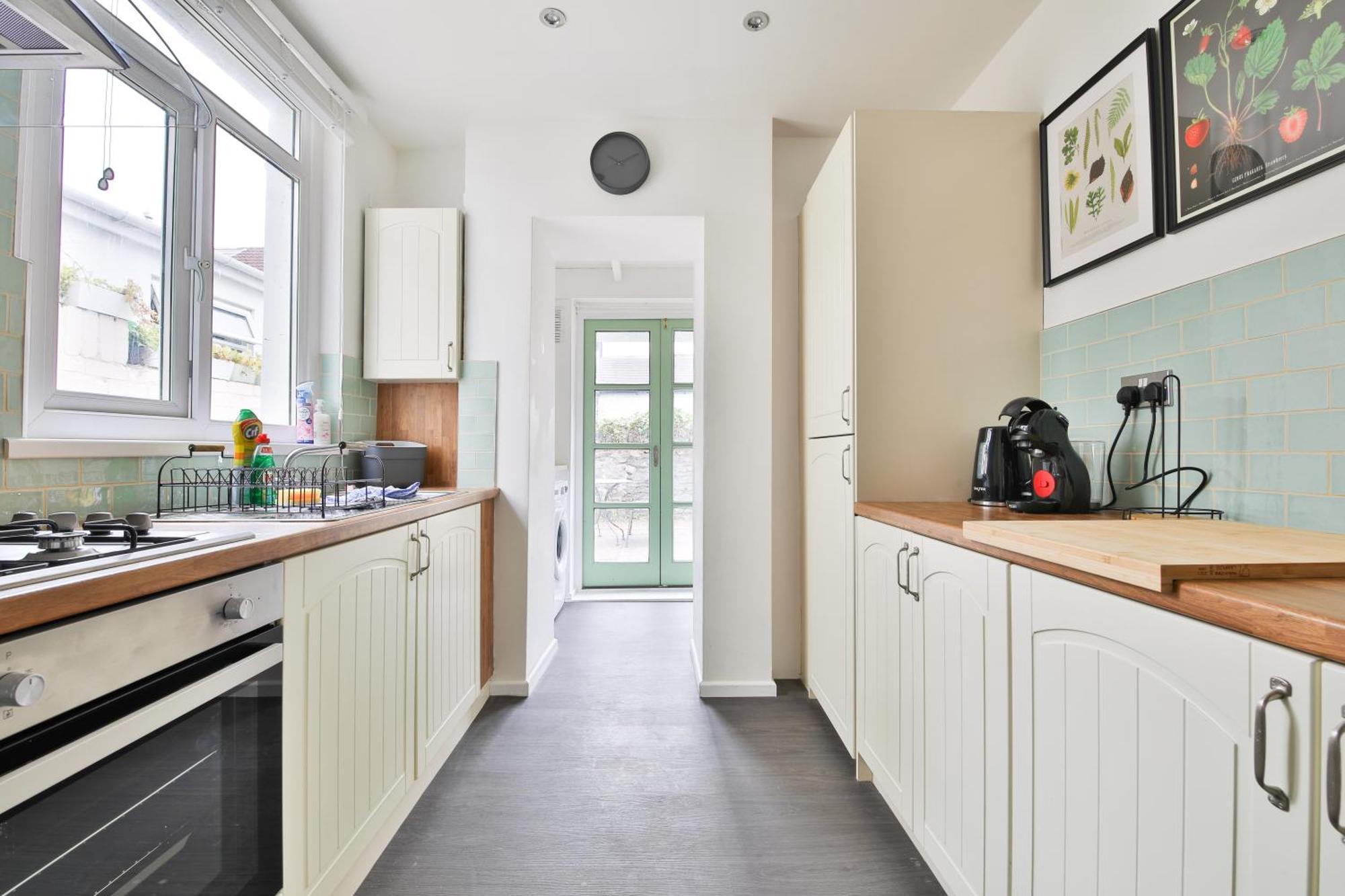 Fresh Cardiff Bay 2 Bedroom House- 3 Tv'S Экстерьер фото