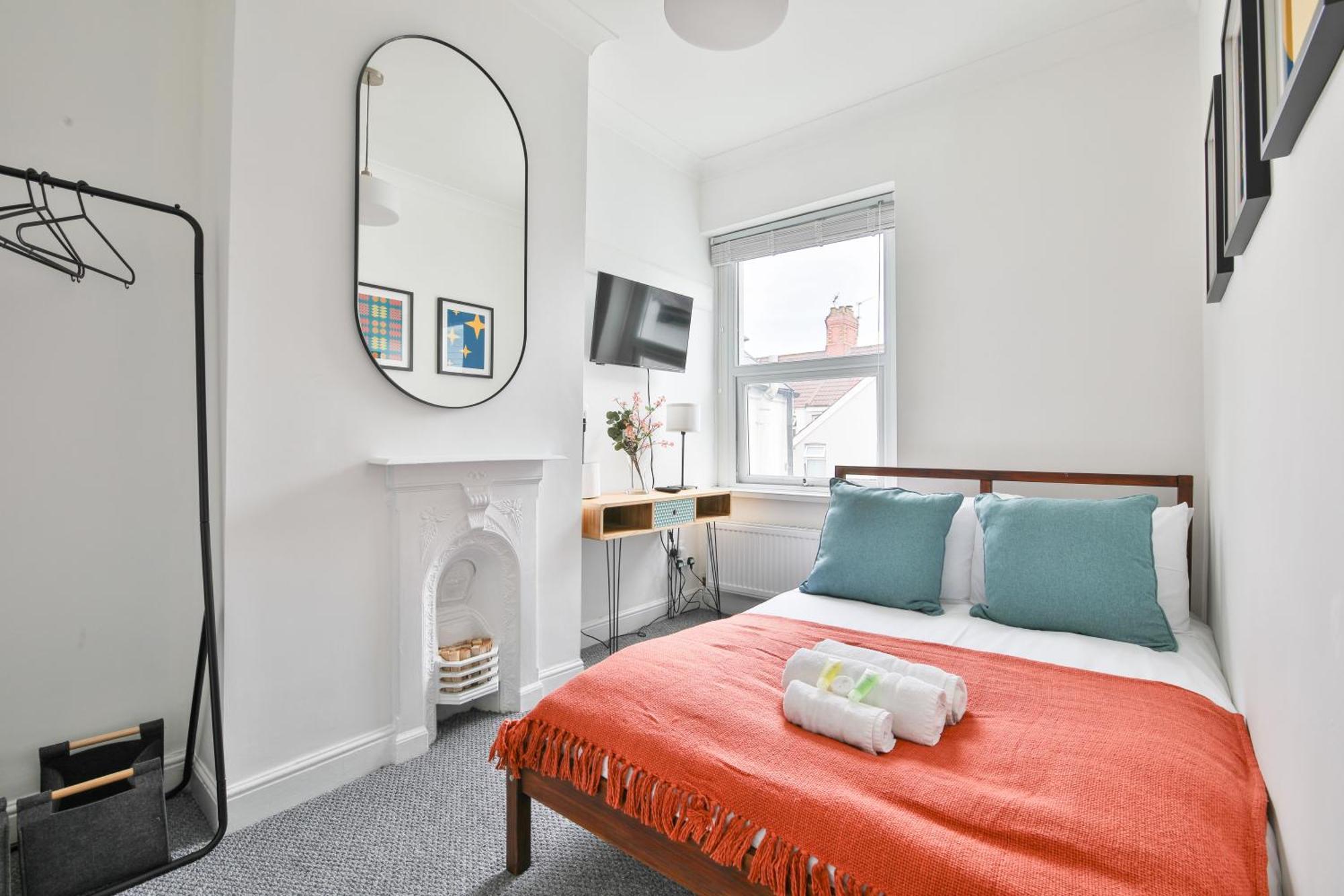 Fresh Cardiff Bay 2 Bedroom House- 3 Tv'S Экстерьер фото